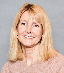 Dr. Andrea Steen